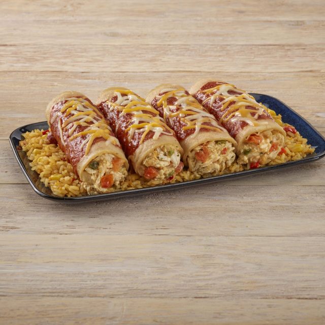 Chicken enchiladas rojas side_4773-Baja30877